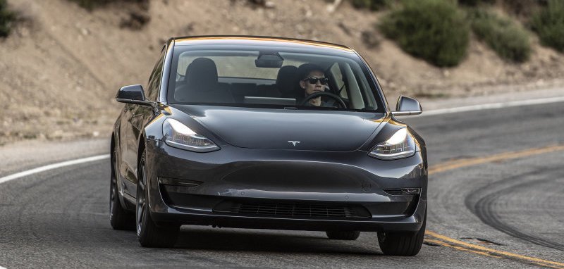 Tesla Autopilot now changes lanes with zero driver input