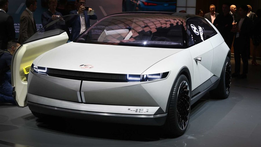 Hyundai reveals retrofuturistic 45 EV hatchback concept at Frankfurt