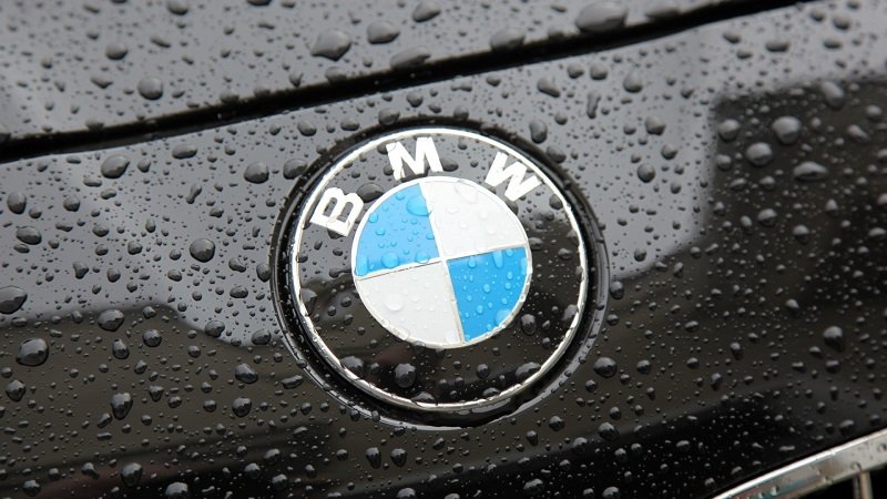 BMW's reports profit lift on strong SUV sales and improved margins