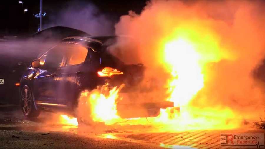 Watch Opel Ampera-e Catch Fire In Germany
