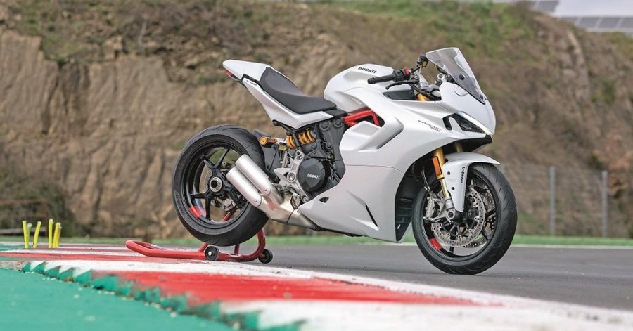 Ducati SuperSport 950: Najljepši je sad postao još ljepši, a njegov V-twin sada postiže 110 KS